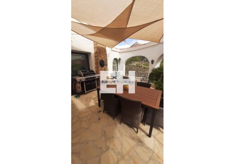 Segunda mano - villa - Calpe - Costa Blanca
