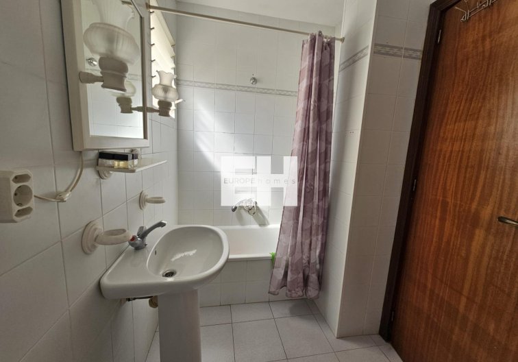 Segunda mano - Apartamento  - Torrevieja - Centro