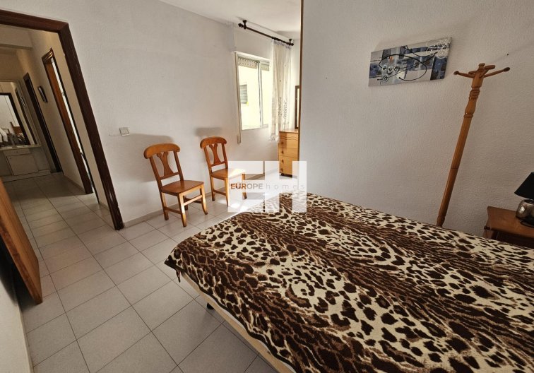 Segunda mano - Apartamento  - Torrevieja - Centro