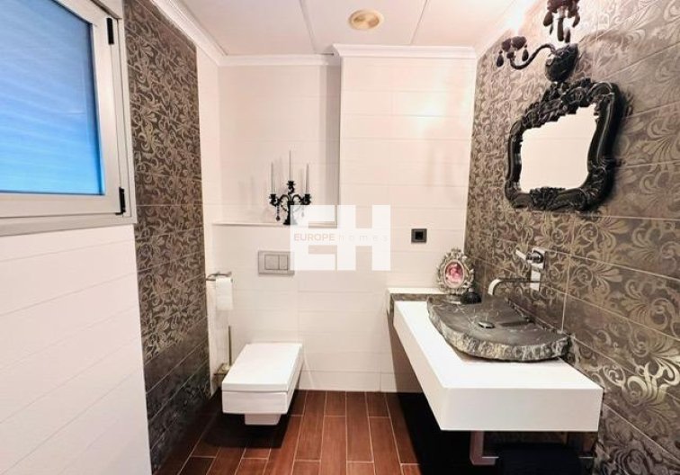 Segunda mano - Apartamento  - Torrevieja - Estacion De Autobuses