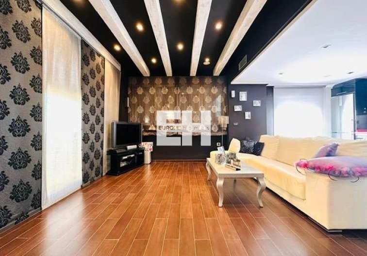 Segunda mano - Apartamento  - Torrevieja - Estacion De Autobuses