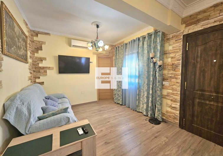 Segunda mano - villa - Torrevieja - Torre Del Moro