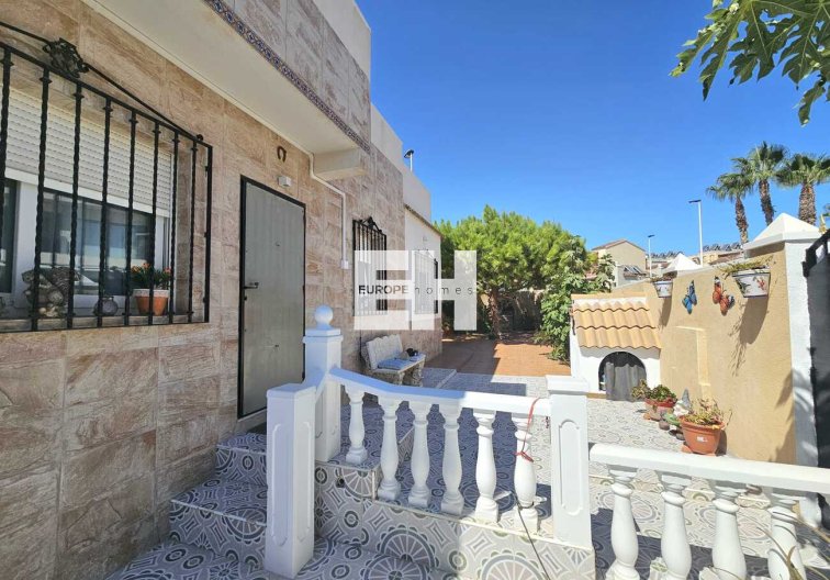 Segunda mano - villa - Torrevieja - Torre Del Moro