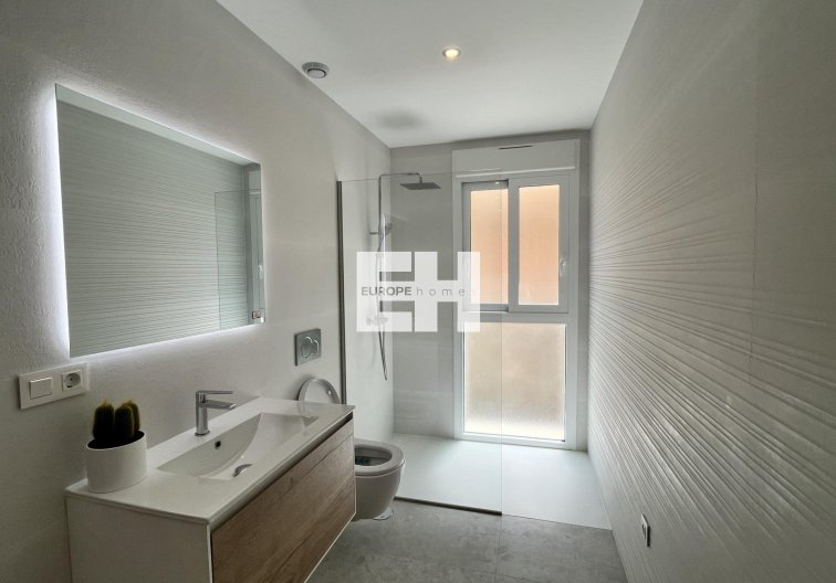 Revente - Appartement - Torrevieja - Aguas Nuevas