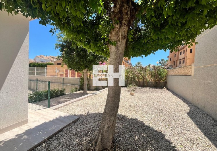 Revente - Appartement - Torrevieja - Aguas Nuevas