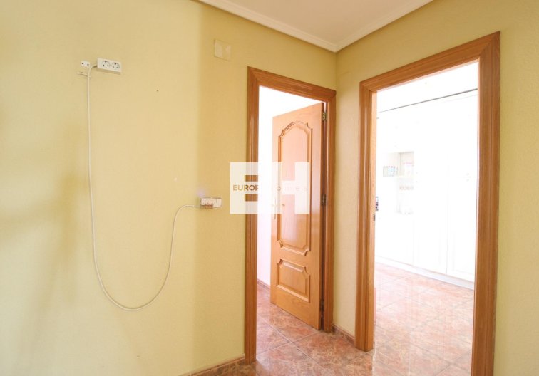 Resale - Apartment - Torrevieja