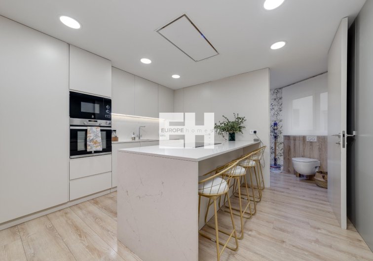 Segunda mano - Apartamento  - Torrevieja - Playa del Cura