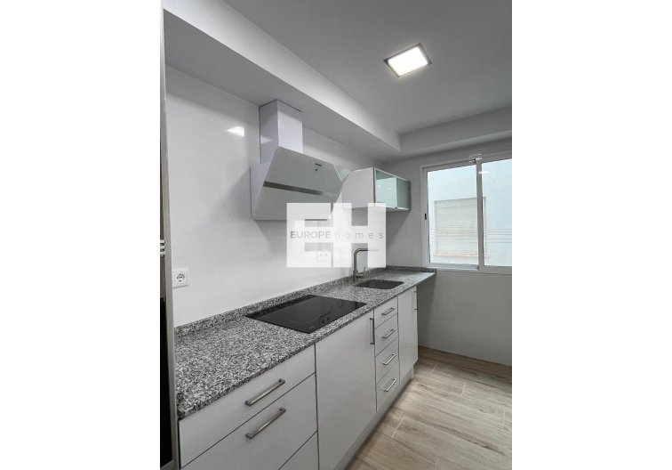 Segunda mano - Apartamento  - Torrevieja - La Mata