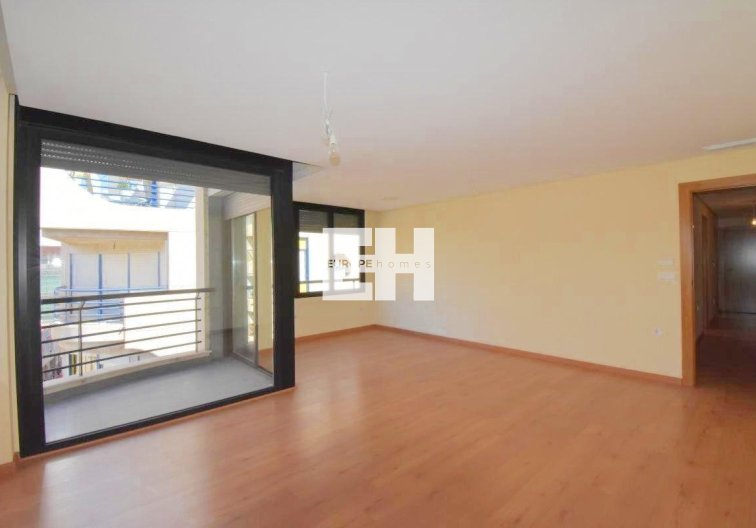 Segunda mano - Apartamento  - Torrevieja - Centro - Muelle Pesquero