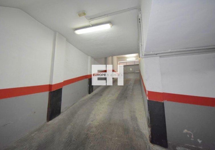 Segunda mano - Apartamento  - Torrevieja - Centro - Muelle Pesquero