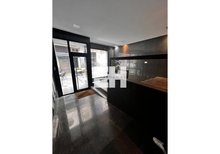Segunda mano - Apartamento  - Torrevieja - Centro - Muelle Pesquero