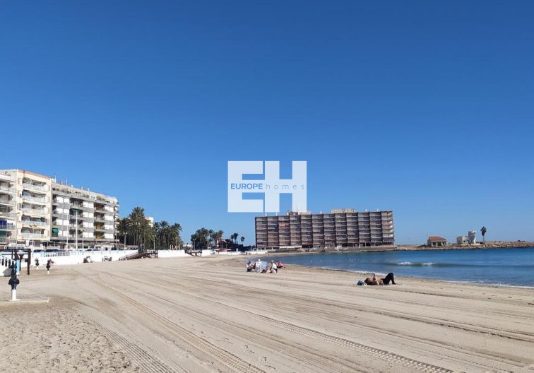 Segunda mano - Apartamento  - Torrevieja - PLAYA LOS LOCOS