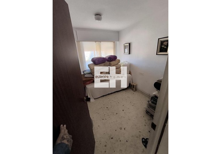 Segunda mano - Apartamento  - Torrevieja - Las Piscinas Naturales