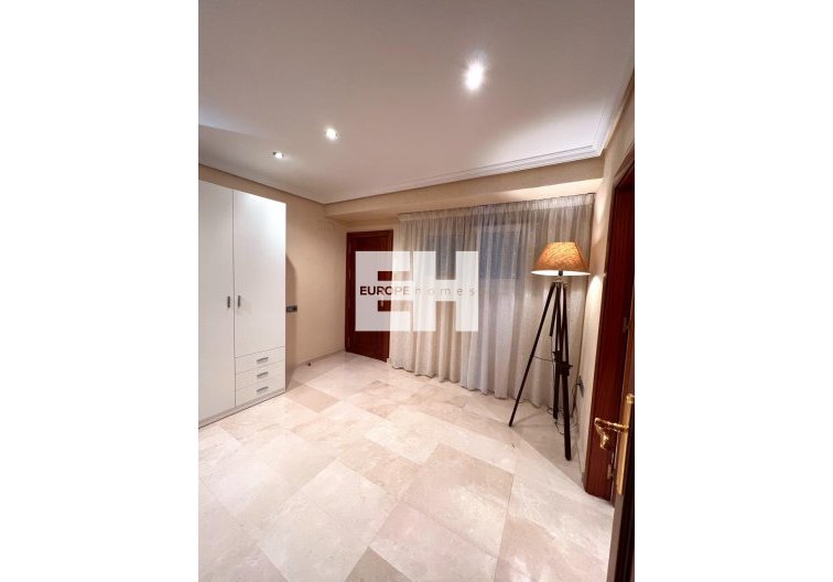 Herverkoop - Duplex - Torrevieja