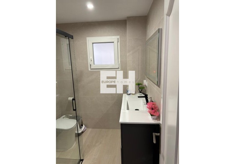Segunda mano - Apartamento  - Torrevieja - Centro