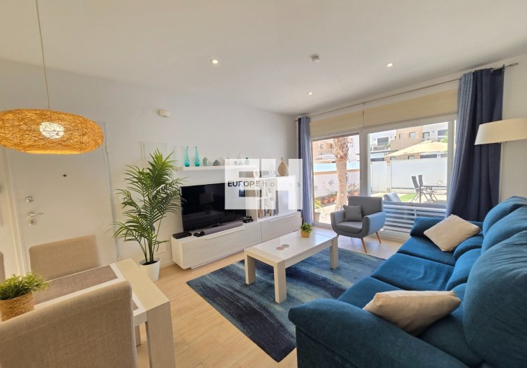 Resale - villa - Pilar de la Horadada - Costa Blanca