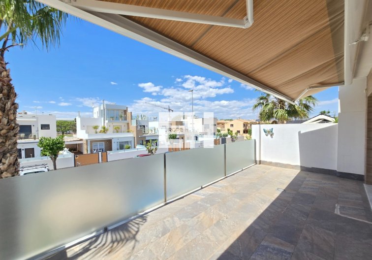 Resale - villa - Pilar de la Horadada - Costa Blanca