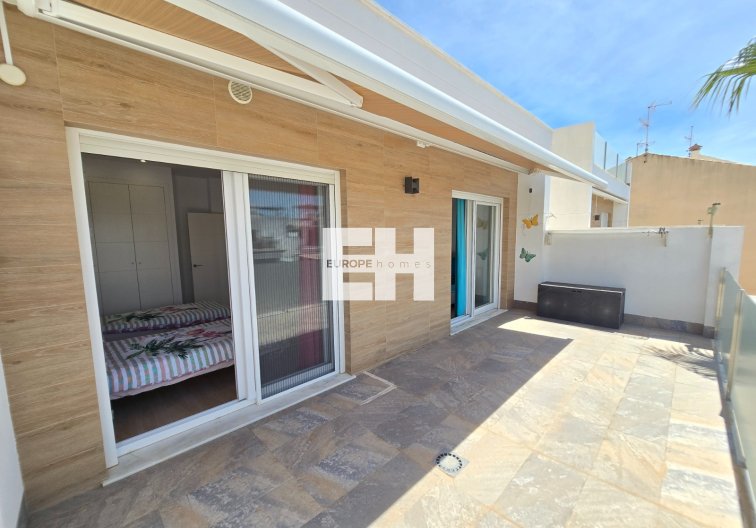 Resale - villa - Pilar de la Horadada - Costa Blanca