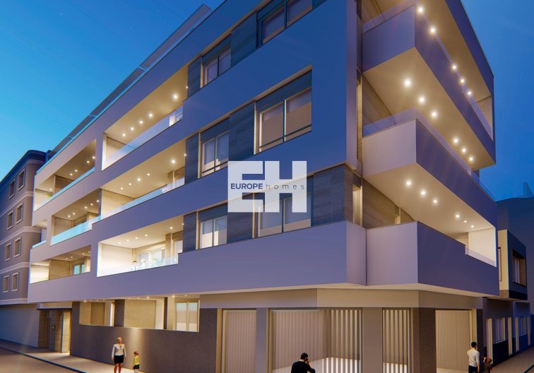 Segunda mano - Apartamento  - Torrevieja - Paseo Maritimo