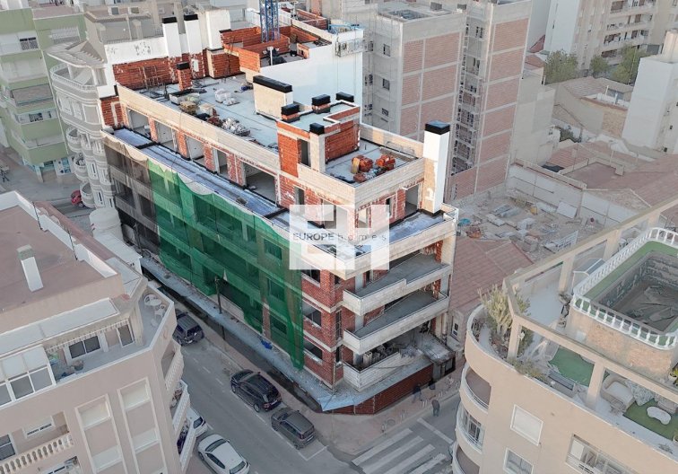 Segunda mano - Apartamento  - Torrevieja - Paseo Maritimo