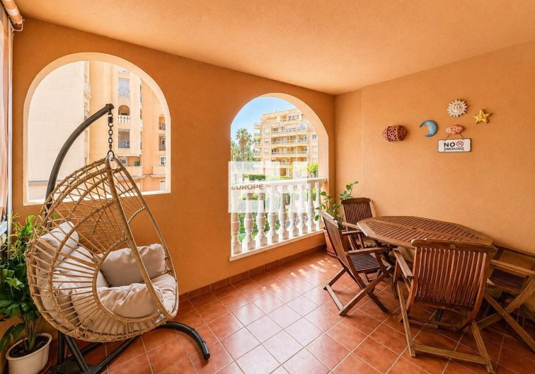 Segunda mano - Apartamento  - Torrevieja - Los Frutales