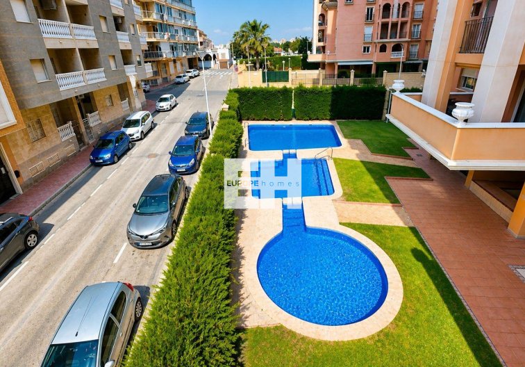Segunda mano - Apartamento  - Torrevieja - Los Frutales
