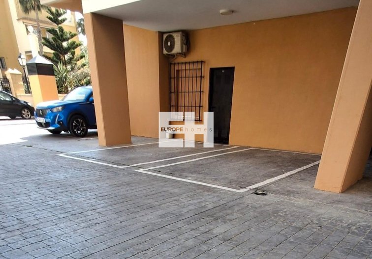 Segunda mano - Apartamento  - Torrevieja - Los Frutales