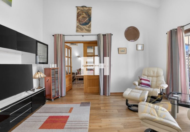 Segunda mano - villa - Torrevieja - Costa Blanca