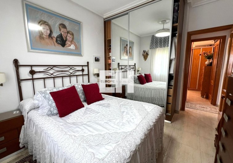 Segunda mano - Bungalow - Torrevieja - Aguas Nuevas