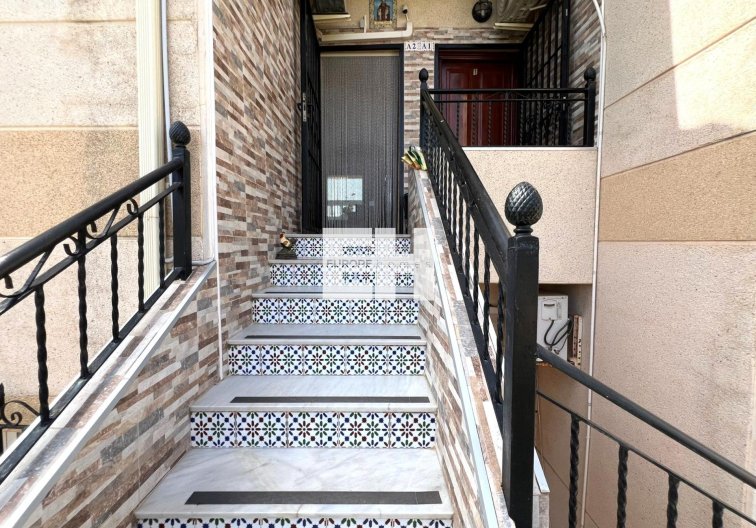Segunda mano - Bungalow - Torrevieja - Aguas Nuevas