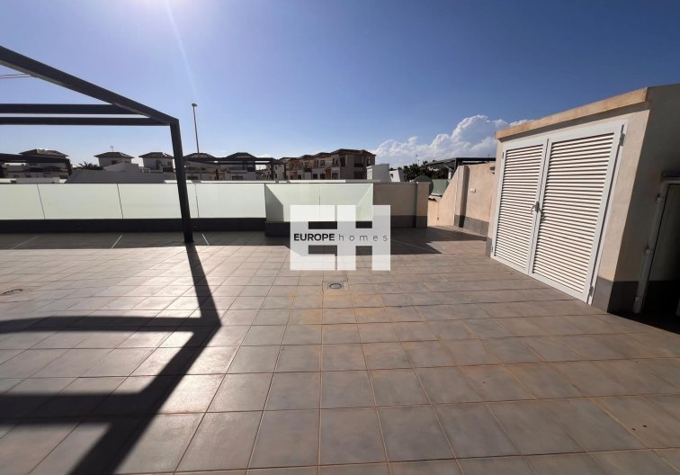 Segunda mano - villa - Orihuela Costa - Lomas de Cabo Roig