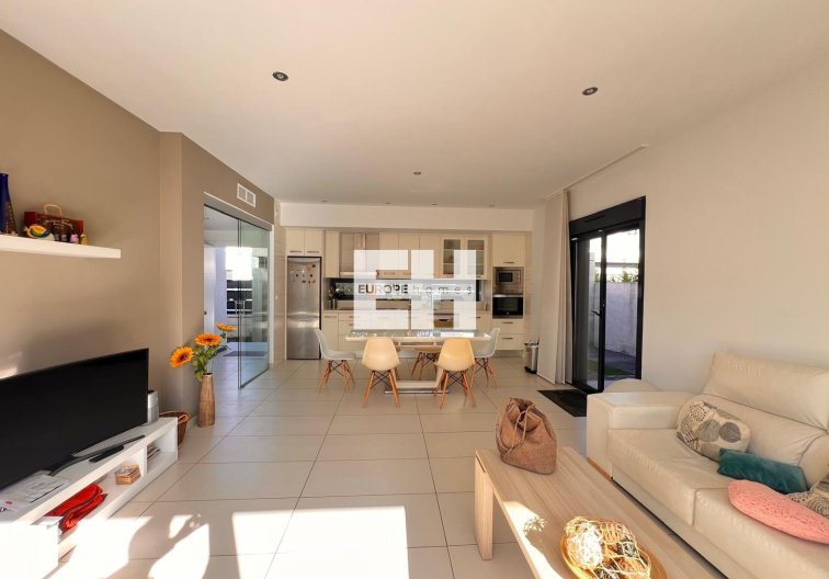 Segunda mano - villa - Orihuela Costa - Lomas de Cabo Roig
