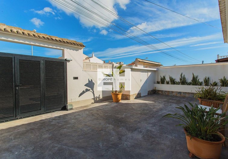 Segunda mano - town house - Torrevieja - La Siesta