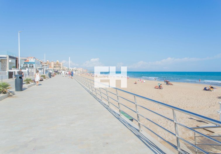Segunda mano - town house - Torrevieja - La Siesta