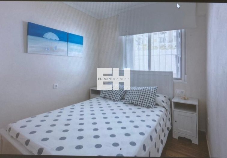 Segunda mano - Apartamento  - Torrevieja - Sector 25