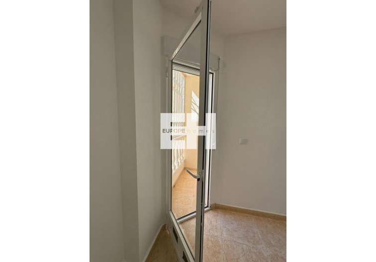 Segunda mano - Apartamento  - Torrevieja - Centro