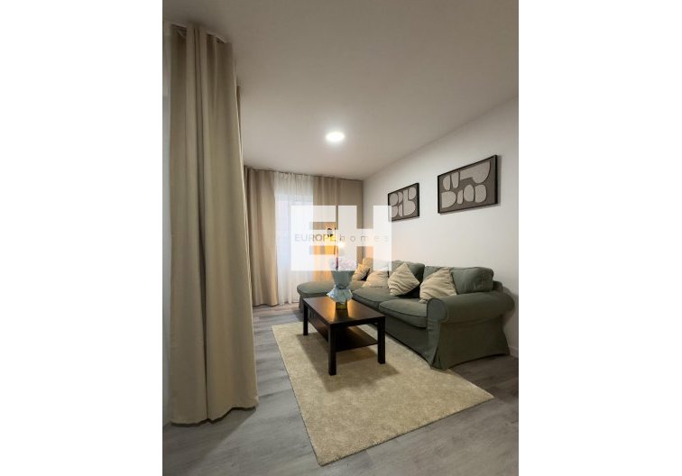 Segunda mano - Apartamento  - Torrevieja - Centro