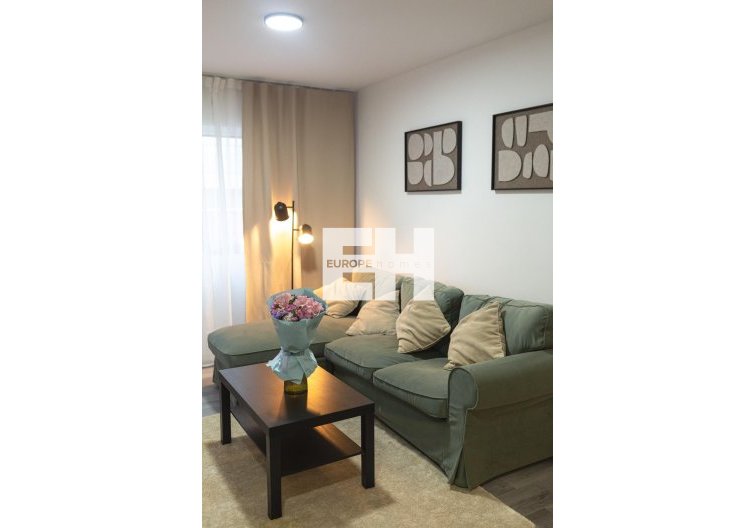 Segunda mano - Apartamento  - Torrevieja - Centro