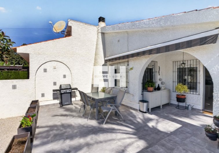 Segunda mano - villa - Torrevieja - Costa Blanca