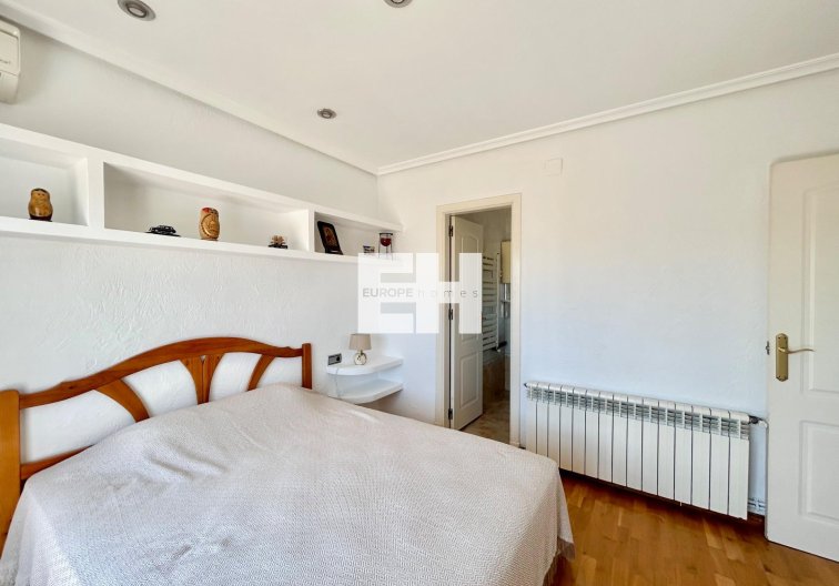 Segunda mano - villa - Torrevieja - San Luis
