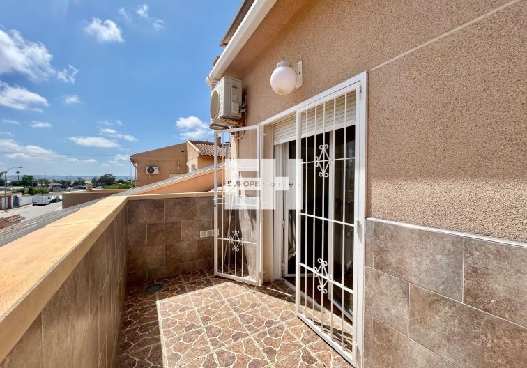 Segunda mano - villa - Torrevieja - San Luis
