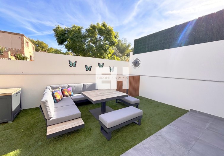 Segunda mano - villa - Villamartin - Costa Blanca