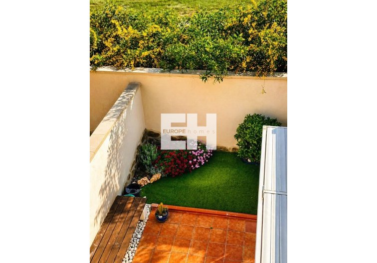 Segunda mano - villa - Torrevieja - Costa Blanca