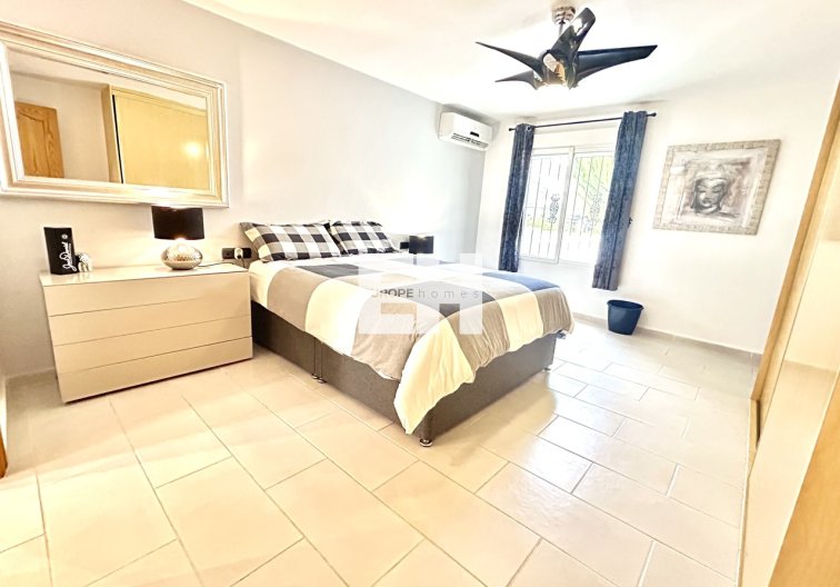 Segunda mano - villa - Catral - Costa Blanca