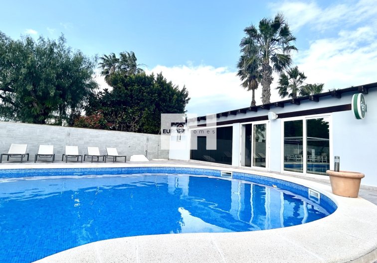 Segunda mano - villa - Catral - Costa Blanca