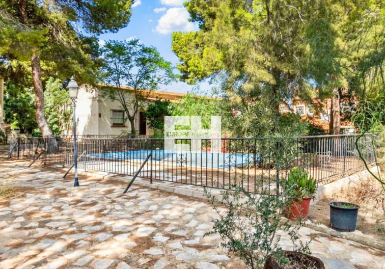 Segunda mano - villa - Torrevieja - Costa Blanca
