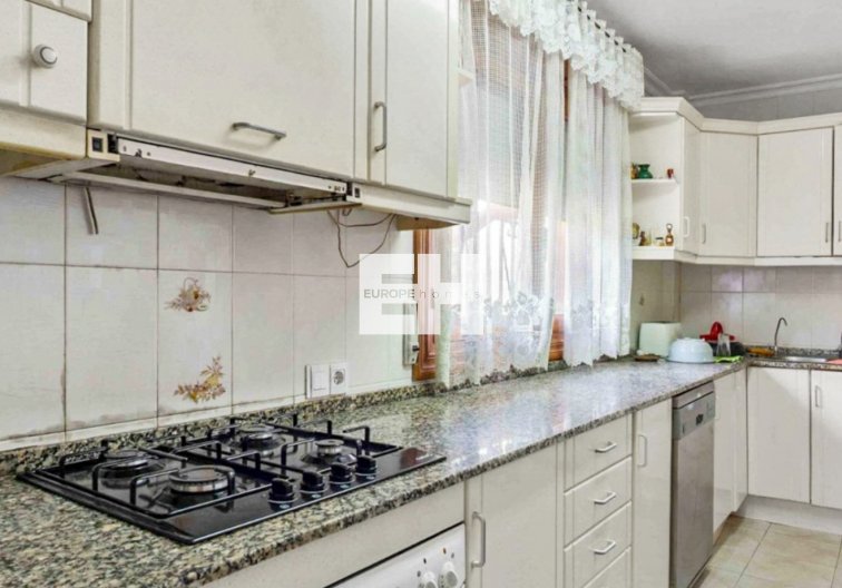 Segunda mano - villa - Torrevieja - Costa Blanca
