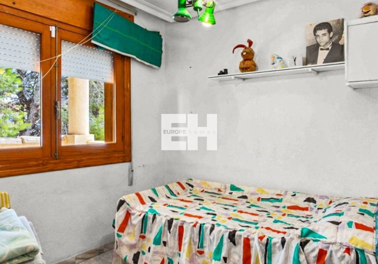 Segunda mano - villa - Torrevieja - Costa Blanca