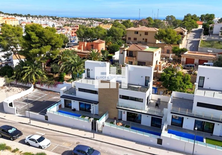 Segunda mano - villa - Villamartin - Costa Blanca