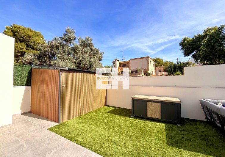 Segunda mano - villa - Villamartin - Costa Blanca